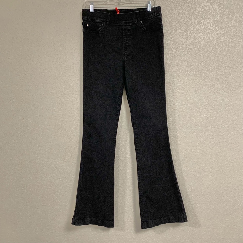 Spanx Flare Jeans Womens L Pull On EveryWear Shaping Stretch Black 20326R